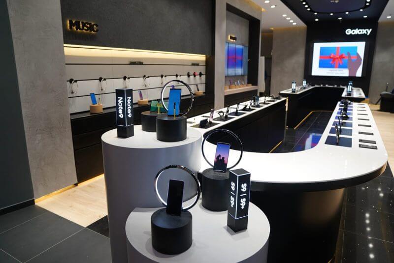 Samsung Experience Store